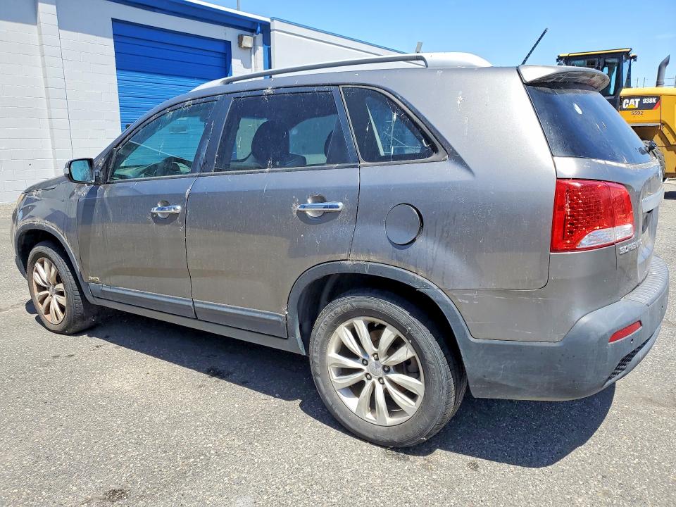 2011 Kia Sorento VIN 5XYKUDA14BG123518 COPART salvage auction — FRONT END, Wa - Vehicle Cert Of Ownership-Titl, sold $400 on 2026-07-20 (photo 2)