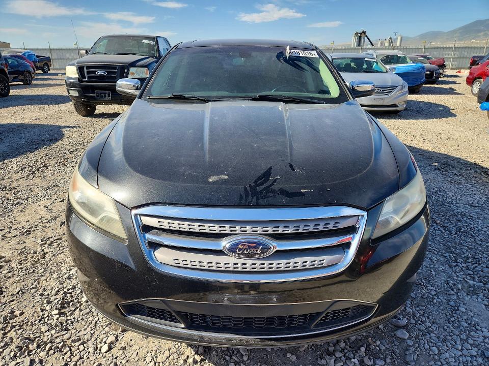 2010 Ford Taurus VIN 1FAHP2FW6AG134001 COPART salvage auction — REAR END, Ut - Salvage Certificate, sold $525 on 2026-07-02 (photo 5)