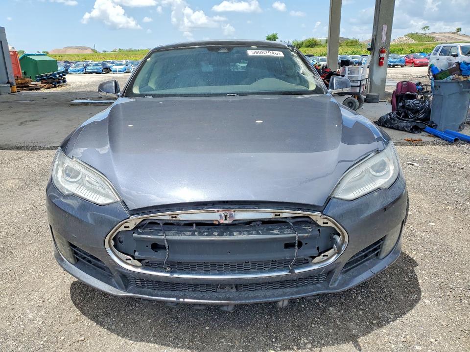 2016 Tesla VIN 5YJSA1E11GF130197 COPART salvage auction — REAR END, Va - Certificate Of Title (P), sold $3,500 on 2026-07-09 (photo 5)