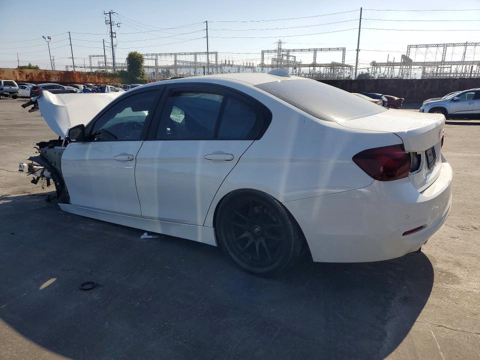 2018 BMW 3er VIN WBA8E1G54JNU90049 COPART salvage auction — FRONT END, Ca - Salvage Certificate, sold $325 on 2026-08-12 (photo 2)
