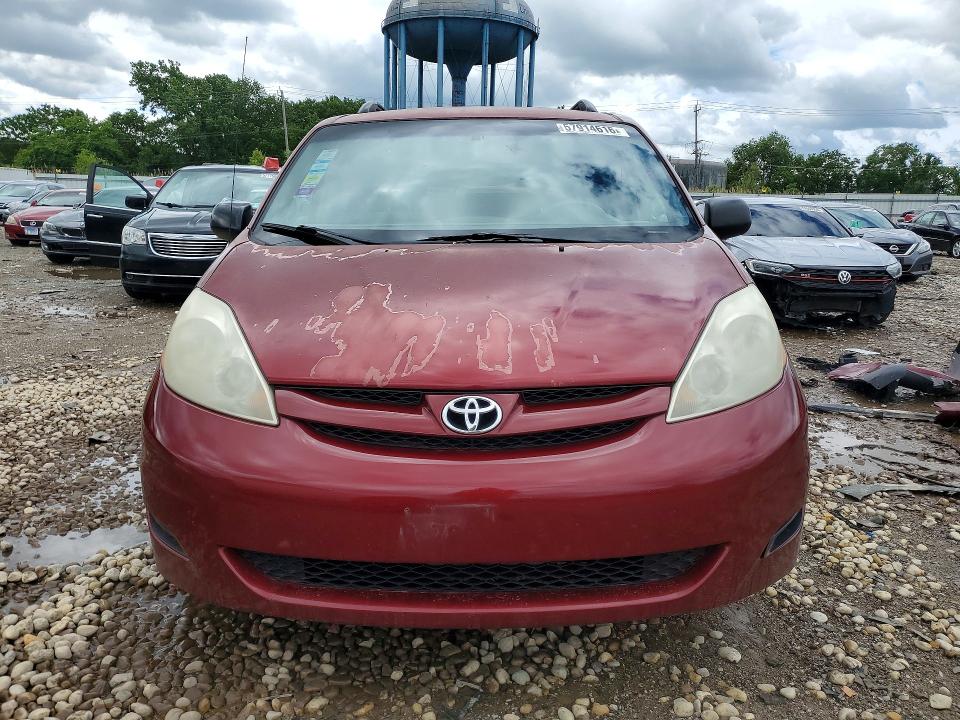 2007 Toyota Sienna VIN 5TDZK23C87S012004 COPART salvage auction — REAR END, Il - Salvage Certificate, sold $750 on 2026-07-24 (photo 5)