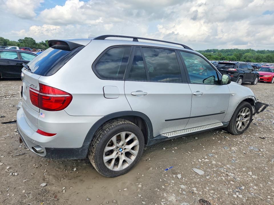 2011 BMW X5 VIN 5UXZV4C57BL411810 COPART salvage auction — REAR END, Il - Salvage Certificate, sold $950 on 2026-07-08 (photo 3)