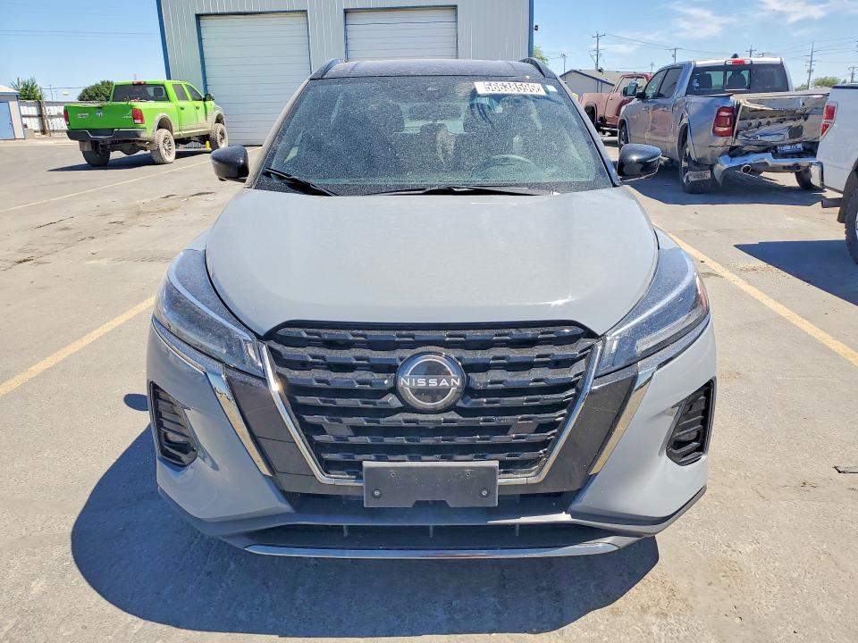 2024 Nissan Kicks VIN 3N1CP5DV1RL512915 COPART salvage auction — REAR END, ID - CERTIFICATE OF TITLE, sold $12,800 on 2026-07-09 (photo 5)