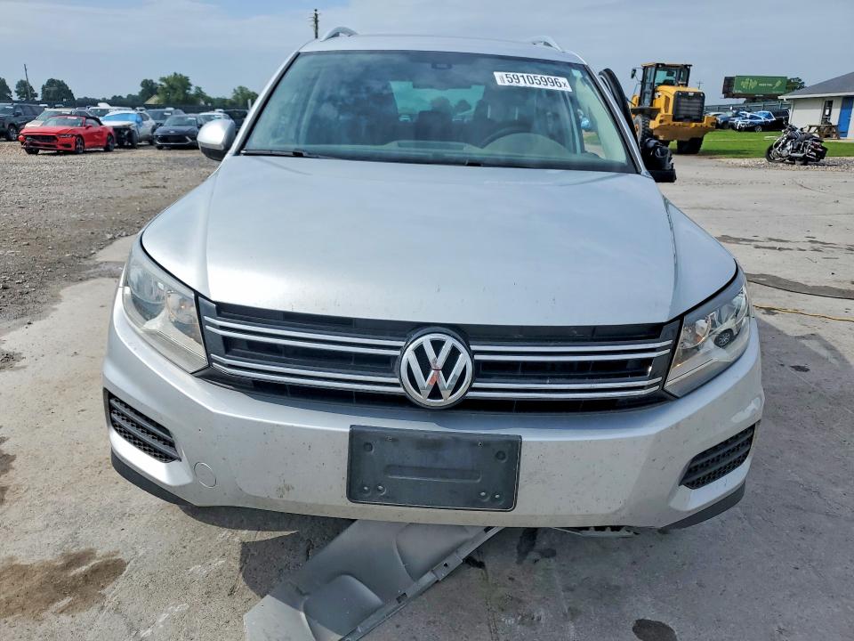 2017 Volkswagen Tiguan VIN WVGRV7AX2HK002454 COPART salvage auction — SIDE, Ky - Cert Of Title-Salvage, sold $2,050 on 2026-07-20 (photo 5)