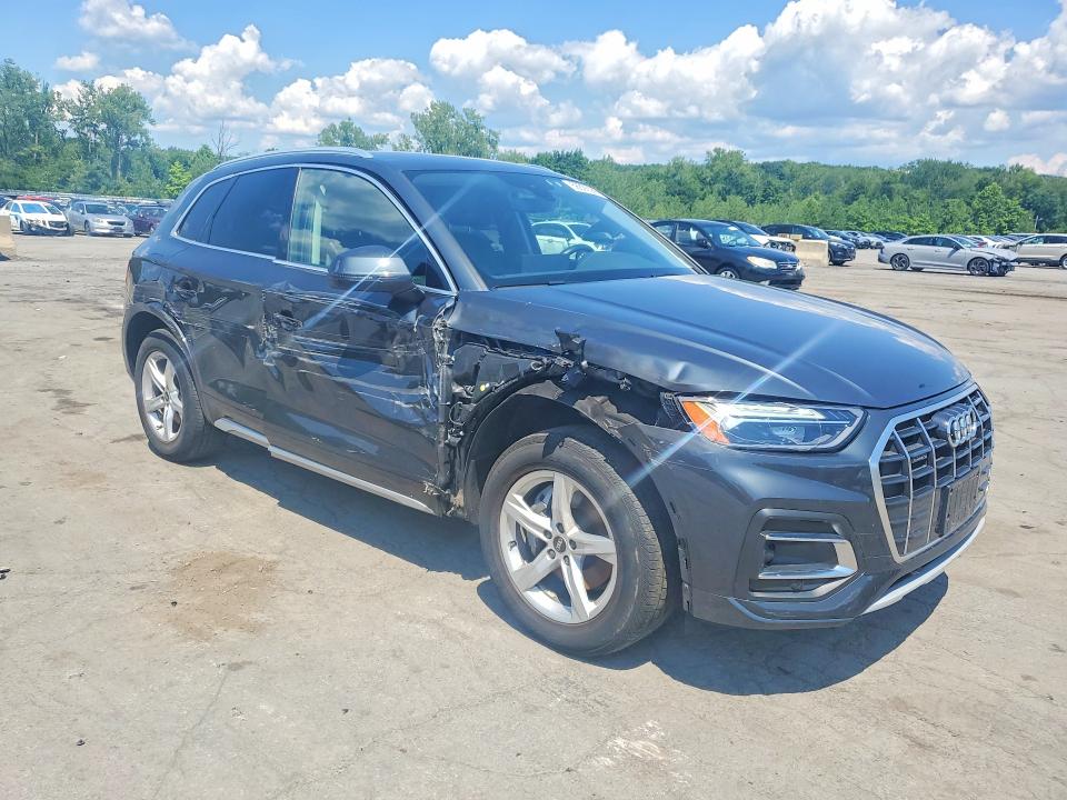 2021 Audi Q5 VIN WA1AAAFY9M2131940 COPART salvage auction — SIDE, Id - Salvage Certificate Of Title, sold $9,700 on 2026-08-25 (photo 4)