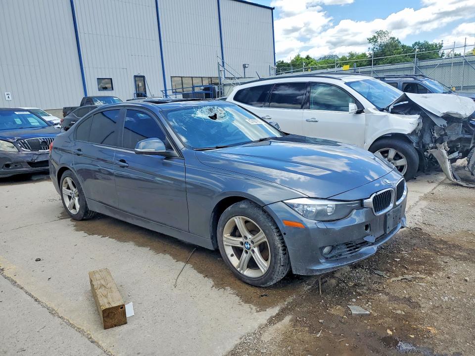2013 BMW VIN WBA3B5G54DNS04442 COPART salvage auction — ROOF, Co - Public - Salvage Title, sold $1,600 on 2026-07-22 (photo 4)