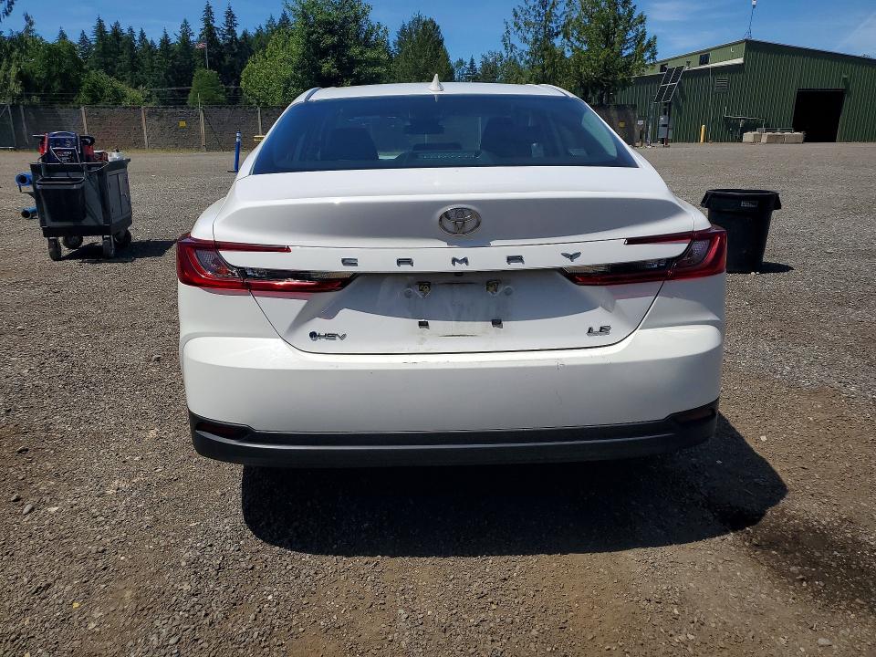 2025 Toyota Camry VIN 4T1DAACK2SU130435 COPART salvage auction — FRONT END, CA - SALVAGE CERTIFICATE, sold $8,100 on 2026-08-03 (photo 6)