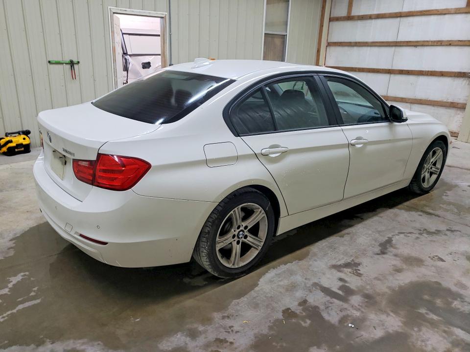 2015 BMW 3er VIN WBA3B3C54FF547078 COPART salvage auction — UNDERCARRIAGE, Tn - Salvage Certificate, sold $175 on 2026-07-21 (photo 3)