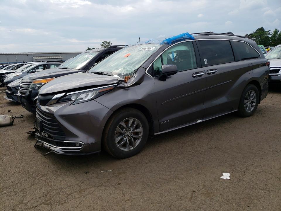 2021 Toyota Sienna VIN 5TDYSKFC1MS029908 COPART salvage auction — ROLLOVER, Ct - Certificate Of Title, sold $6,700 on 2026-07-09 (photo 1)