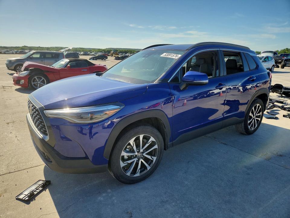 2022 Toyota Corolla cross VIN 7MUDAABG9NV024743 COPART salvage auction — WATER/FLOOD, TX - SALVAGE TITLE-FLOOD DAMAGE, sold $6,500 on 2026-07-03 (photo 1)