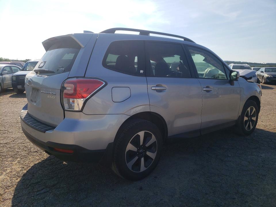 2017 Subaru Forester VIN JF2SJAECXHH409233 COPART salvage auction — FRONT END, VA - CERT OF TITLE - SALVAGE, sold $400 on 2026-07-24 (photo 3)