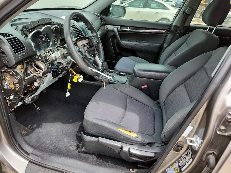 2013 Kia Sorento VIN 5XYKT3A14DG335402 COPART salvage auction — VANDALISM, Ut - Salvage Certificate, sold $1,400 on 2026-07-31 (photo 7)