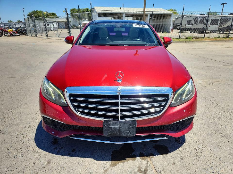 2017 Mercedes-benz E-class VIN WDDZF4JB6HA071499 COPART salvage auction — MINOR DENT/SCRATCHES, CA - CERTIFICATE OF TITLE, sold $4,150 on 2026-07-16 (photo 5)