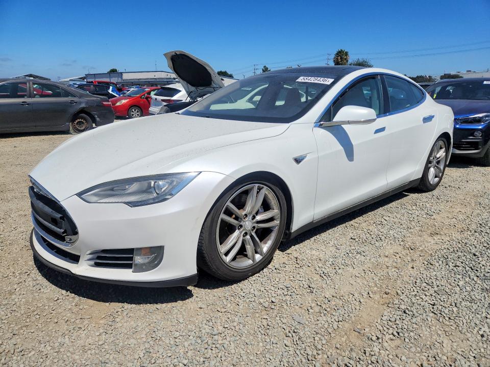 2013 Tesla Model s VIN 5YJSA1CN7DFP04531 COPART salvage auction — FRONT END, Mt - Dis/Dlr/Exp Only Clean Title, sold $2,100 on 2026-07-07 (photo 1)