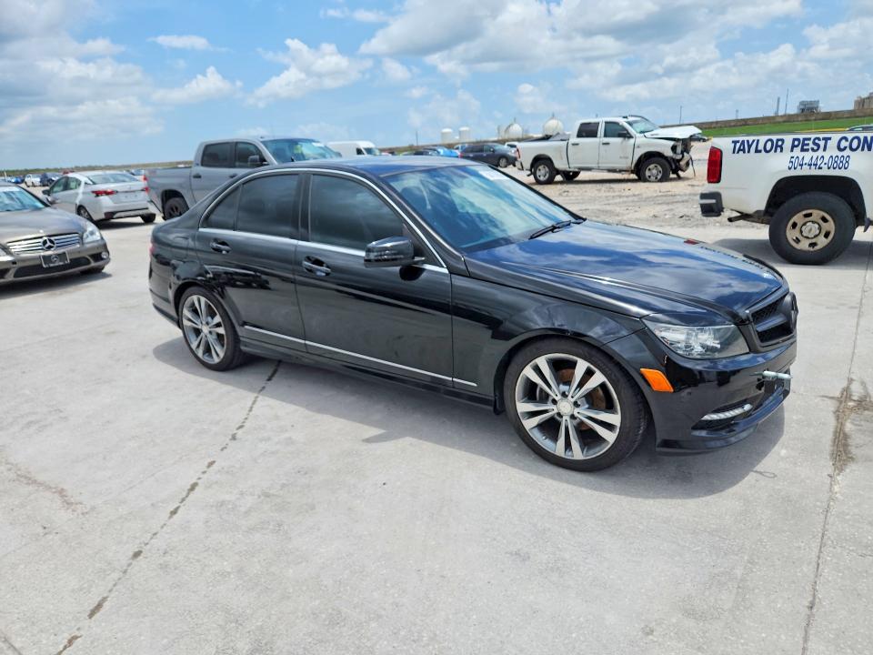 2011 Mercedes-benz C class VIN WDDGF5EB8BR185276 COPART salvage auction — WATER/FLOOD, La - Cert Of Title-Salvage Flood, sold $450 on 2026-07-15 (photo 4)
