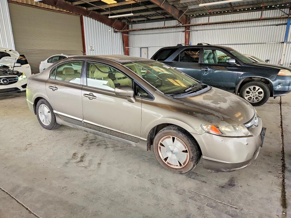 2006 Honda Civic hybrid VIN JHMFA36206S028801 COPART salvage auction — MINOR DENT/SCRATCHES, Ca - Dis/Dlr/Exp Only Clean Title, sold $550 on 2026-07-09 (photo 4)