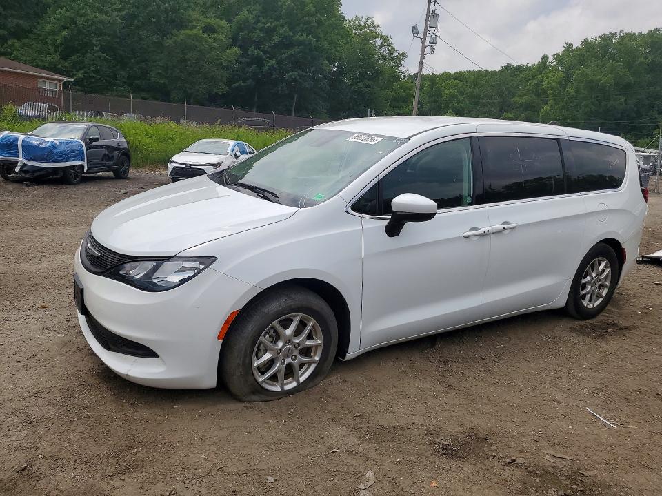 2023 Chrysler Voyager VIN 2C4RC1CG4PR601036 COPART salvage auction — MINOR DENT/SCRATCHES, Fl - Cert Of Title Slvg Rebuildable, sold $12,200 on 2026-07-28 (photo 1)