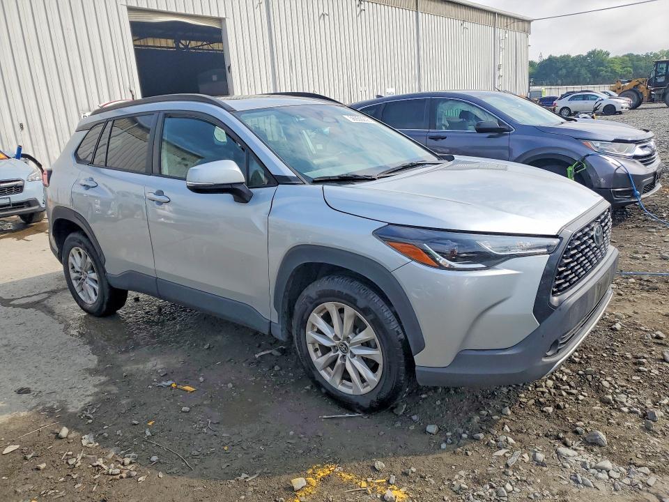 2023 Toyota Corolla cross VIN 7MUBAABGXPV079129 COPART salvage auction — REAR END, Nj - Cert Of Title-Salvage, sold $350 on 2026-07-29 (photo 4)