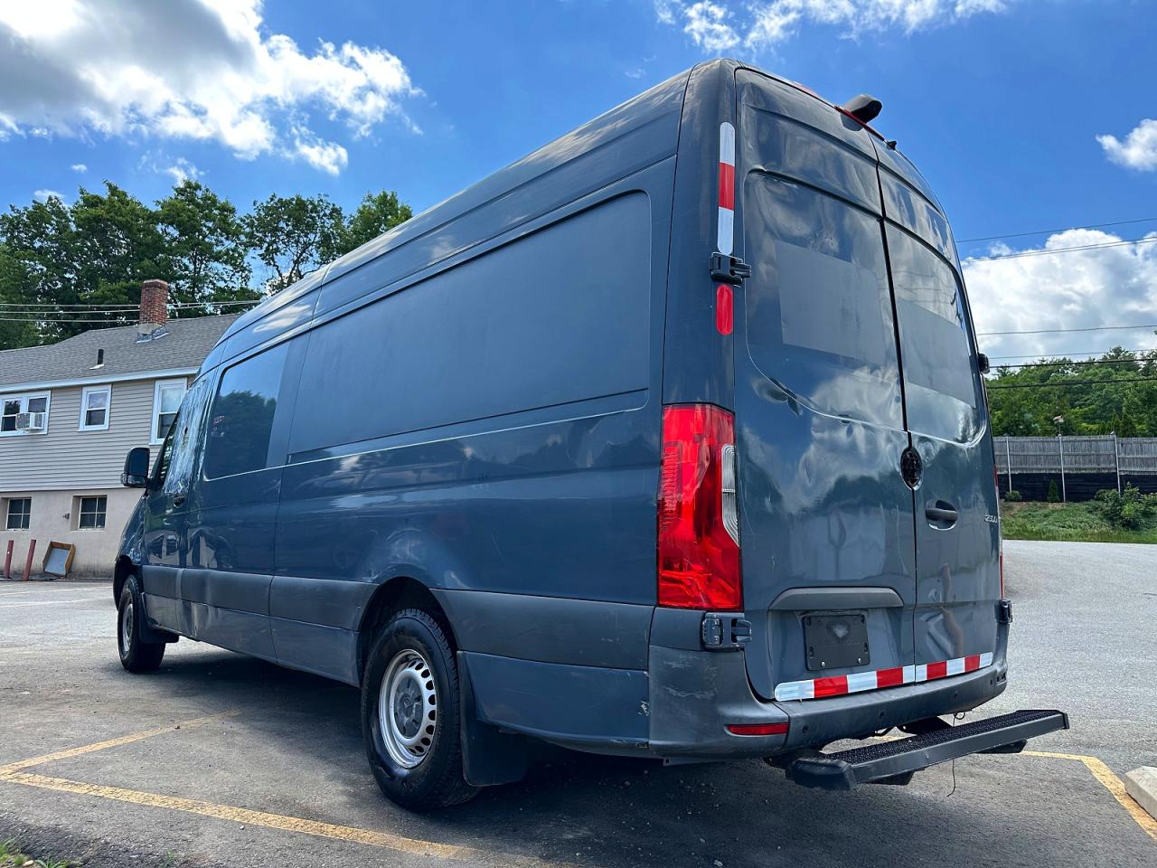 2019 Mercedes-Benz Sprinter VIN WD4PF1CD3KP150623 COPART salvage auction — Mechanical, NJ - CERTIFICATE OF TITLE, sold $7,600 on 2026-07-01 (photo 2)