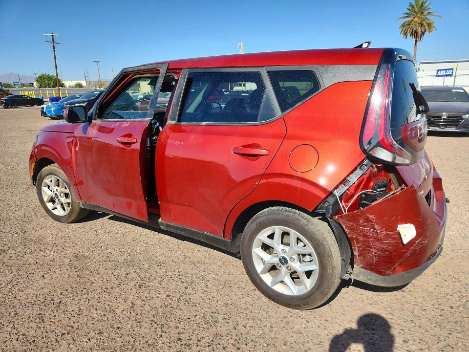2025 Kia Soul VIN KNDJ23AU4S7274300 COPART salvage auction — REAR END, Az - Certificate Of Title, sold $150 on 2026-07-28 (photo 2)