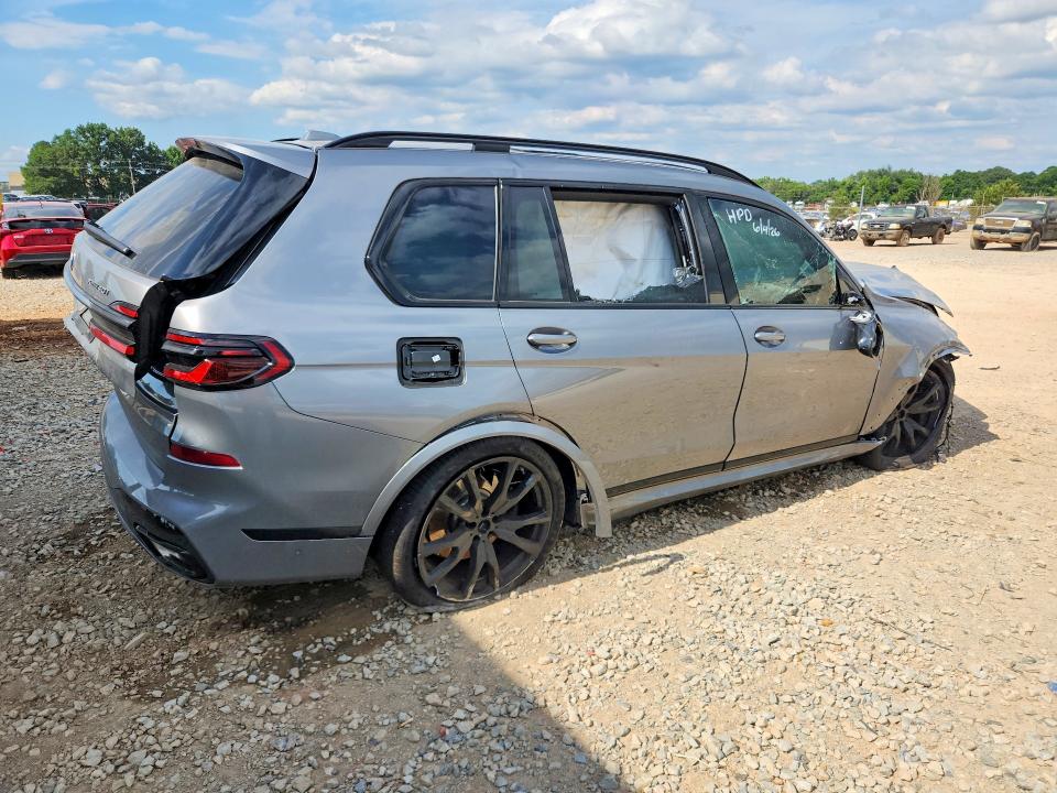 2026 BMW X7 VIN 5UX23EM07T9179787 COPART salvage auction — ALL OVER, AL - CERT OF TITLE-SALVAGE TITLE, sold $15,100 on 2026-07-29 (photo 3)