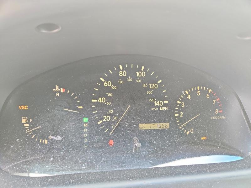 2002 Lexus Rx 300 VIN JTJHF10U220267554 COPART salvage auction — MINOR DENT/SCRATCHES, NY - CERTIFICATE OF TITLE, sold $575 on 2026-07-20 (photo 9)