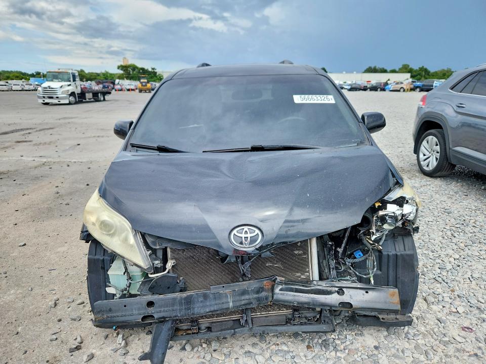 2011 Toyota Sienna VIN 5TDYK3DC1BS055771 COPART salvage auction — FRONT END, Fl - Cert Of Title Slvg Rebuildable, sold $1,350 on 2026-07-06 (photo 5)
