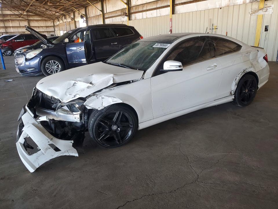 2014 Mercedes-benz C-klasse VIN WDDGJ4HB7EG272509 COPART salvage auction — FRONT END, Az - Cert Of Title - Salvage, sold $625 on 2026-07-06 (photo 1)