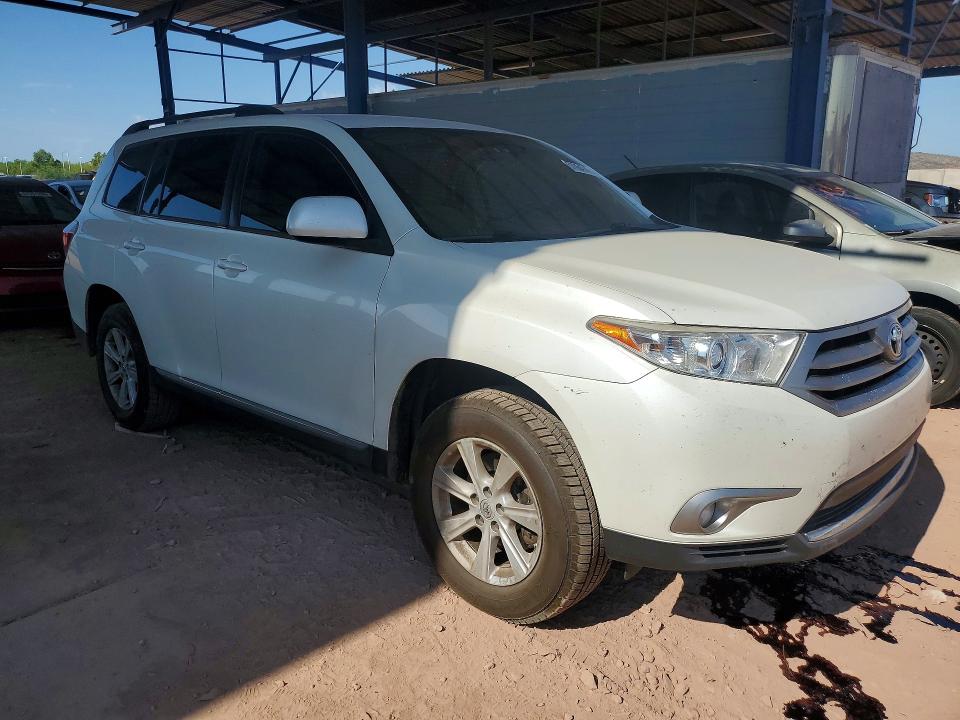 2013 Toyota Highlander VIN 5TDZK3EH1DS130972 COPART salvage auction — MECHANICAL, Az - Certificate Of Title, sold $2,050 on 2026-07-23 (photo 4)