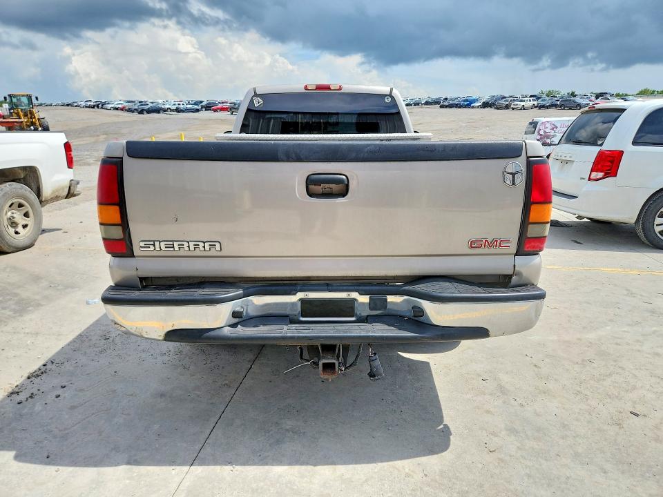 2004 Gmc SIERRA VIN 1GTEC14T24Z207403 COPART salvage auction — REAR END, In - Cert Of Title-Salvage Title, sold $3,550 on 2026-07-09 (photo 6)