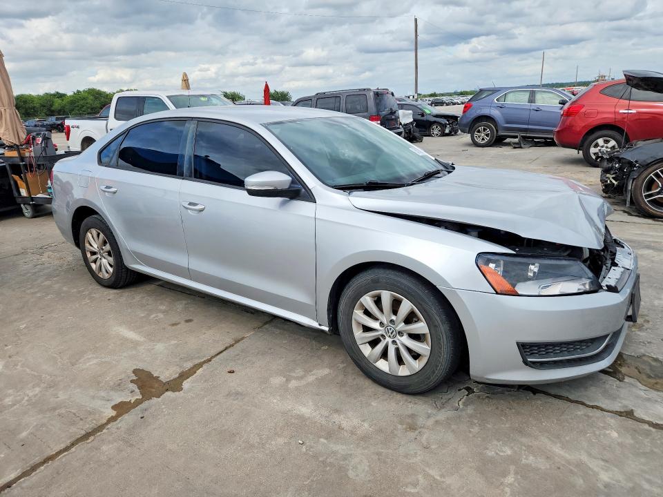 2013 Volkswagen Passat VIN 1VWAH7A30DC018563 COPART salvage auction — FRONT END, Tx - Certificate Of Title (P), sold $675 on 2026-07-27 (photo 4)