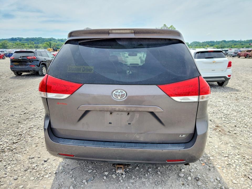 2013 Toyota VIN 5TDKK3DC4DS381203 COPART salvage auction — REAR END, Il - Salvage Certificate, sold $1,500 on 2026-07-06 (photo 6)