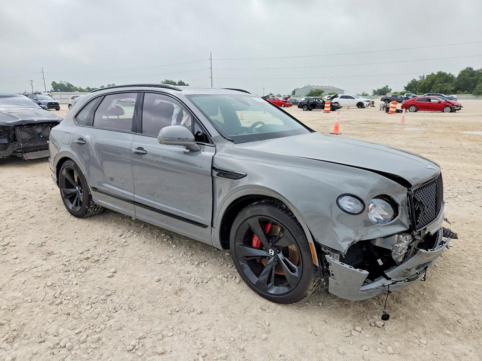 2023 Bentley VIN SJAAT2ZV5PC023743 COPART salvage auction — FRONT END, Id - Salvage Certificate Of Title, sold $89,500 on 2026-07-16 (photo 4)