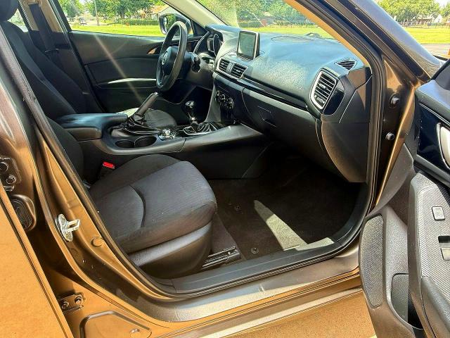 2015 Mazda 3 VIN 3MZBM1U79FM125432 COPART salvage auction — MINOR DENT/SCRATCHES, Ok - Certificate Of Title (P), sold $2,050 on 2026-07-02 (photo 5)