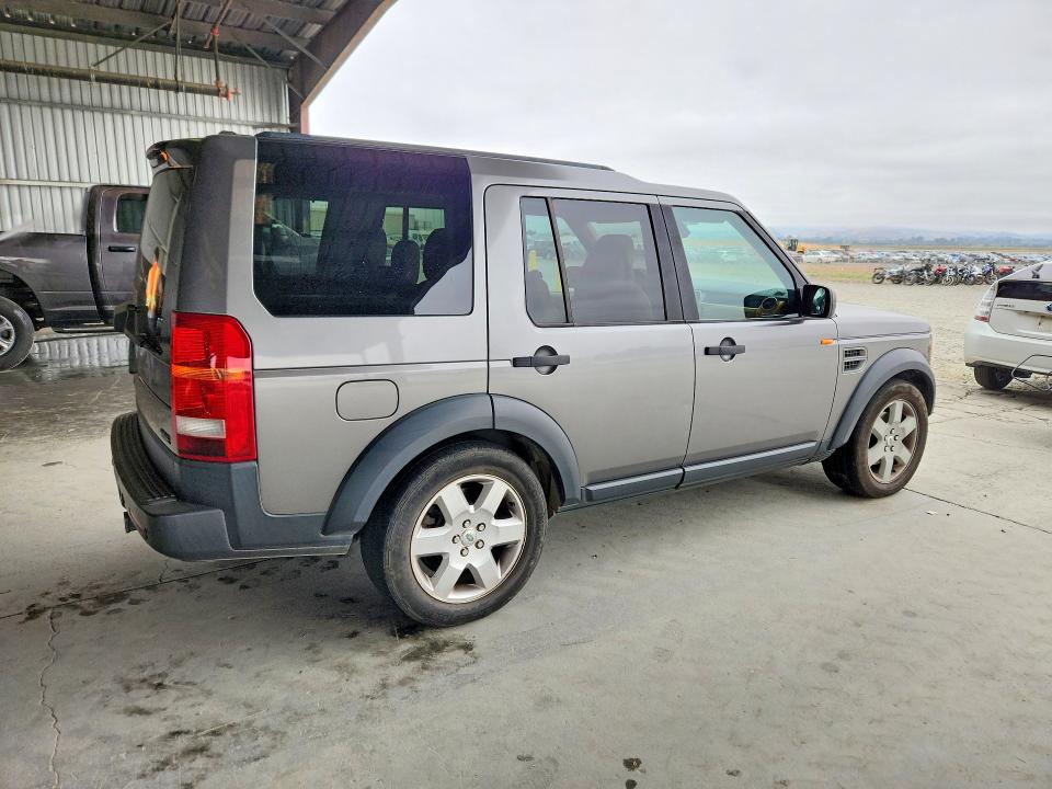 2008 Land rover Lr3 VIN SALAG25418A448933 COPART salvage auction — MINOR DENT/SCRATCHES, CA - DIS/DLR/EXP ONLY CLEAN TITLE, sold $125 on 2026-07-02 (photo 3)