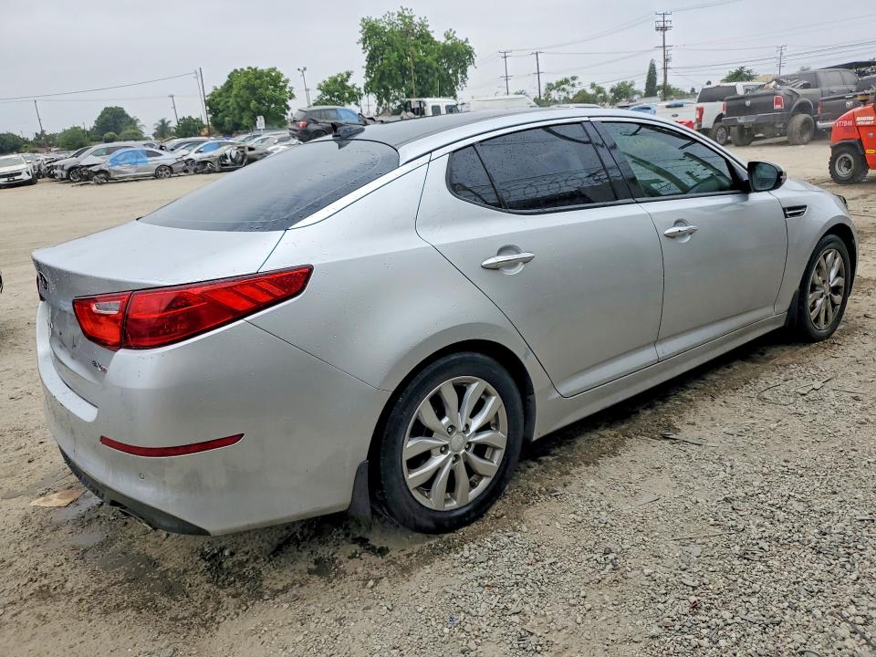 2015 Kia Optima VIN 5XXGN4A72FG447598 COPART salvage auction — Burn Engine, Ca - Salvage Certificate, sold $300 on 2026-07-20 (photo 3)