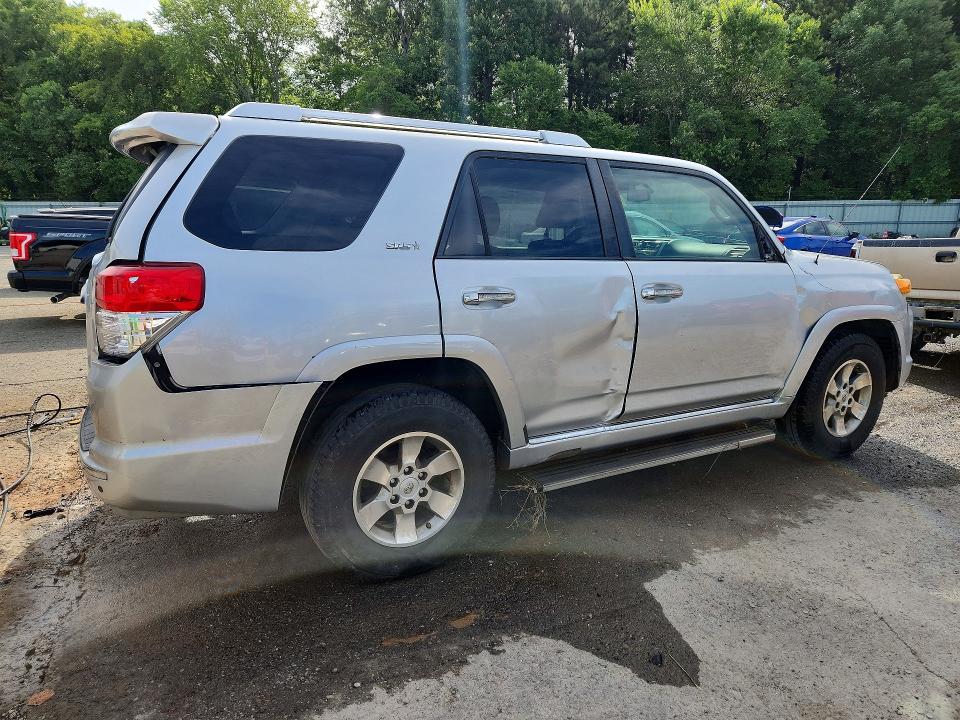 2010 Toyota 4runner VIN JTEZU5JR1A5012972 COPART salvage auction — REAR END, LA - CERT OF TITLE-SALVAGE, sold $6,700 on 2026-07-16 (photo 3)