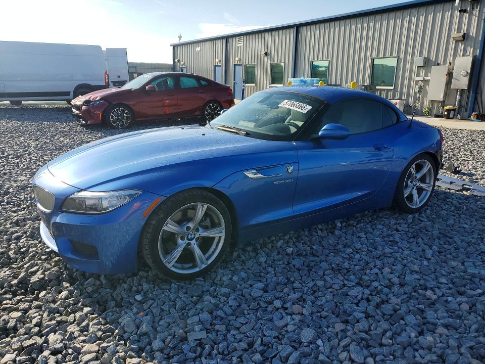 2016 BMW Z4 VIN WBALM7C50GJ799426 COPART salvage auction — REAR END, FL - CERT OF TITLE SLVG REBUILDABLE, sold $6,900 on 2026-07-07 (photo 1)