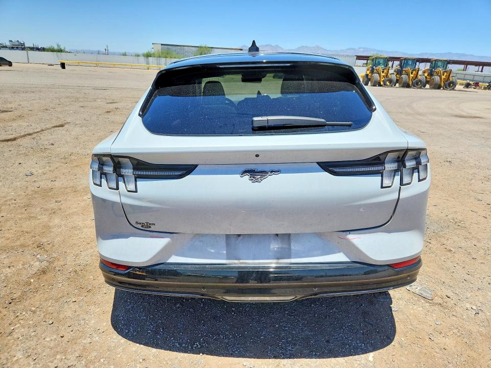 2022 Ford Mustang mach-e VIN 3FMTK3R73NMA16086 COPART salvage auction — SIDE, Az - Cert Of Title - Salvage, sold $8,600 on 2026-07-31 (photo 6)