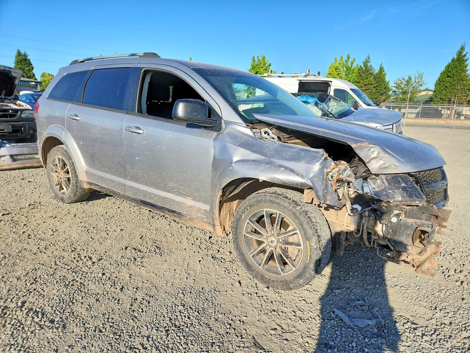 2018 Dodge VIN 3C4PDCAB4JT382641 COPART salvage auction — FRONT END, Or - Salvage Title Certificate, sold $925 on 2026-08-04 (photo 4)