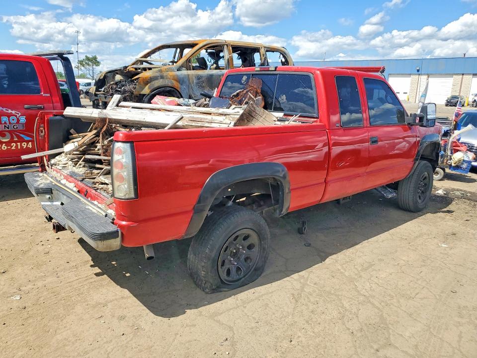 1998 Chevrolet C/k 1500 VIN 1GCEK19M2WE157651 COPART salvage auction — REAR END, MI - CERTIFICATE OF TITLE, sold $625 on 2026-07-14 (photo 3)