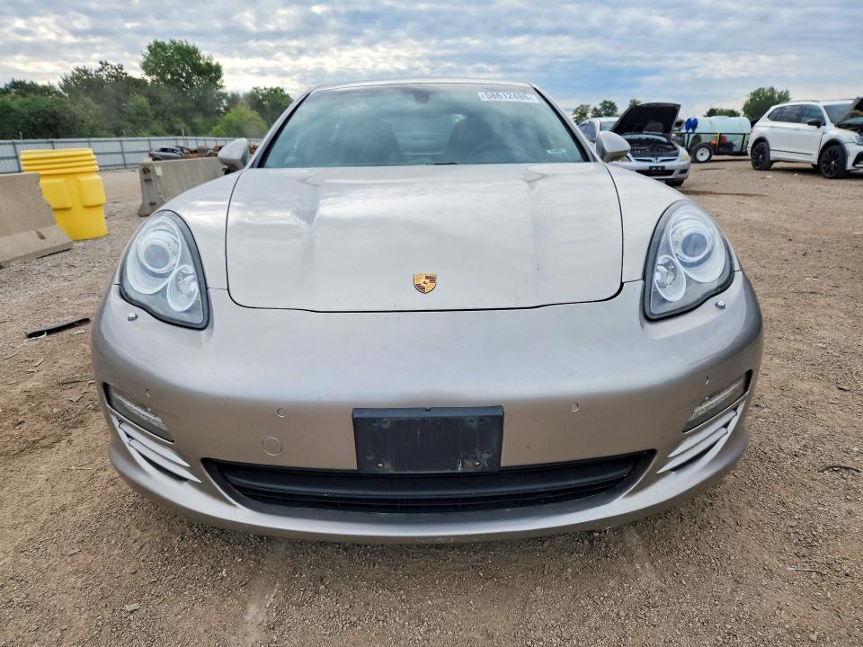 2013 Porsche Panamera VIN WP0AA2A74DL017381 COPART salvage auction — REAR END, Il - Salvage Certificate, sold $4,300 on 2026-08-18 (photo 5)