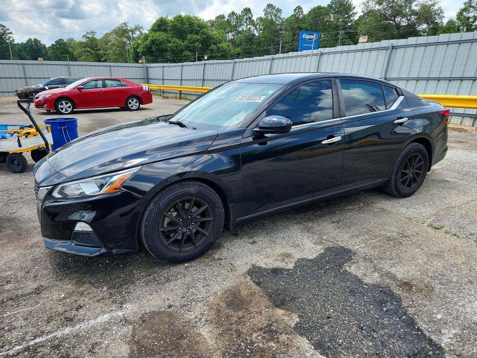2019 Nissan Altima VIN 1N4BL4BV4KC115160 COPART salvage auction — MINOR DENT/SCRATCHES, FL - CERTIFICATE OF TITLE, sold $4,350 on 2026-07-28 (photo 1)