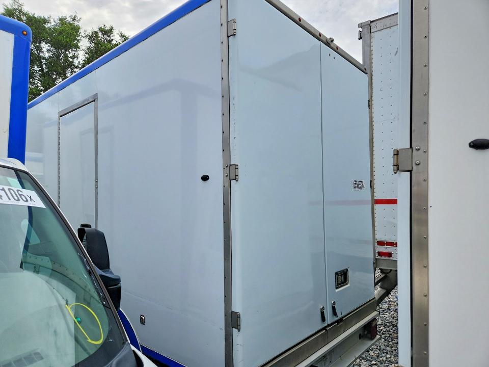 2020 Ford Transit VIN 1FDBW5Z88LKB80281 COPART salvage auction — MINOR DENT/SCRATCHES, Fl - Certificate Of Title, sold $7,000 on 2026-07-29 (photo 6)