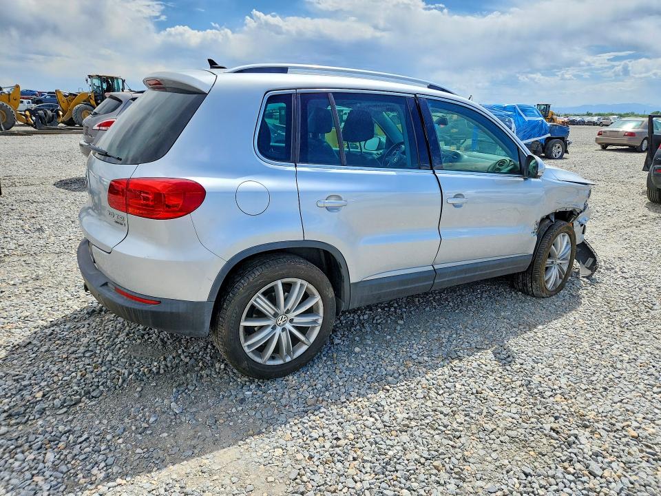 2013 Volkswagen Tiguan VIN WVGBV7AX9DW551072 COPART salvage auction — FRONT END, Co - Public - Salvage Title, sold $600 on 2026-07-28 (photo 3)