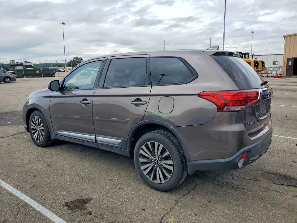 2019 Mitsubishi VIN JA4AZ3A36KZ008228 COPART salvage auction — SIDE, Oh - Cert Of Title-Salvage, sold $3,250 on 2026-07-15 (photo 2)