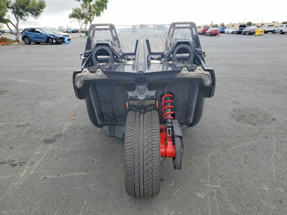 2016 Polaris Slingshot VIN 57XAAPFA7G5109716 COPART salvage auction — VANDALISM, Ca - Salvage Certificate, sold $4,000 on 2026-07-02 (photo 4)
