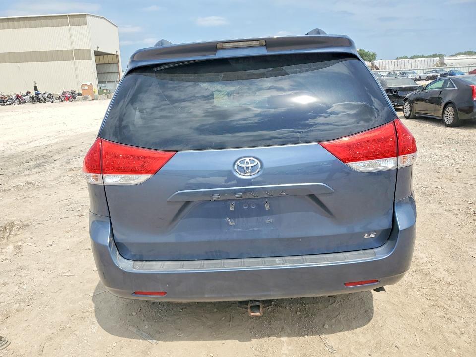 2014 Toyota Sienna VIN 5TDKK3DC7ES500105 COPART salvage auction — FRONT END, KS - CERT OF TITLE-SALVAGE, sold $475 on 2026-07-28 (photo 6)