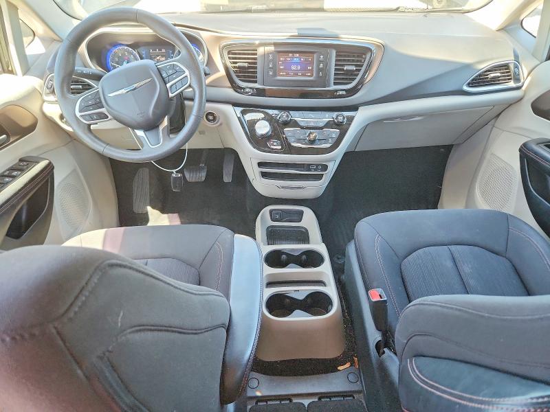 2017 Chrysler Pacifica VIN 2C4RC1CG7HR747948 COPART salvage auction — FRONT END, Or - Salvage Title Certificate, sold $200 on 2026-09-01 (photo 8)