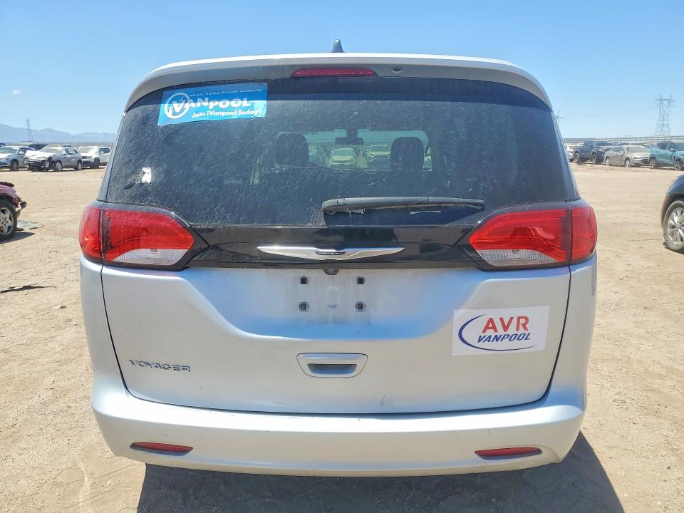 2022 Chrysler Voyager VIN 2C4RC1CGXNR204931 COPART salvage auction — UNDERCARRIAGE, CA - SALVAGE CERTIFICATE, sold $2,400 on 2026-08-31 (photo 6)